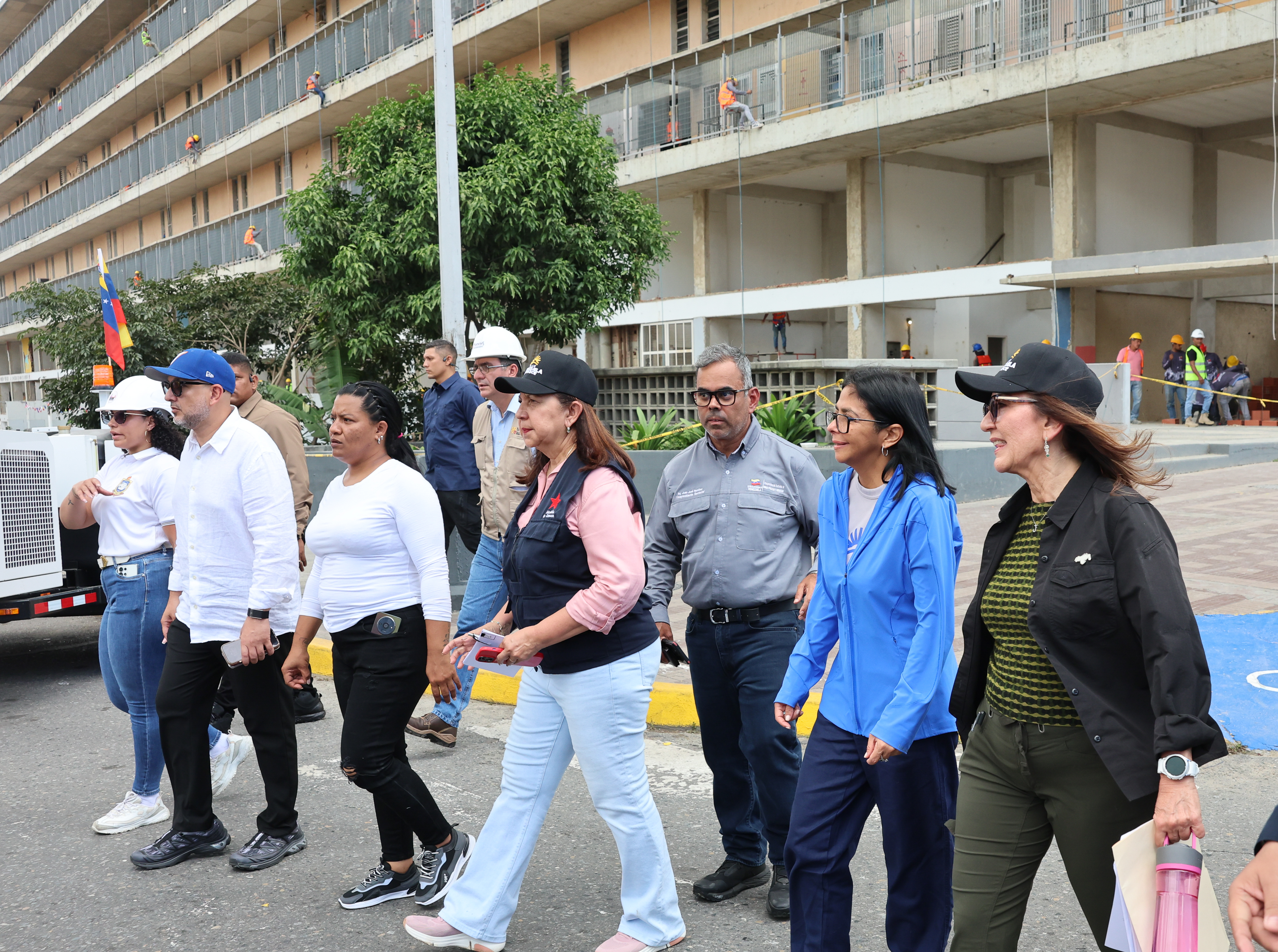 (+Video) Presidenta (E) Delcy Rodríguez activa Plan Venezuela Renace para la reconstrucción segura de viviendas