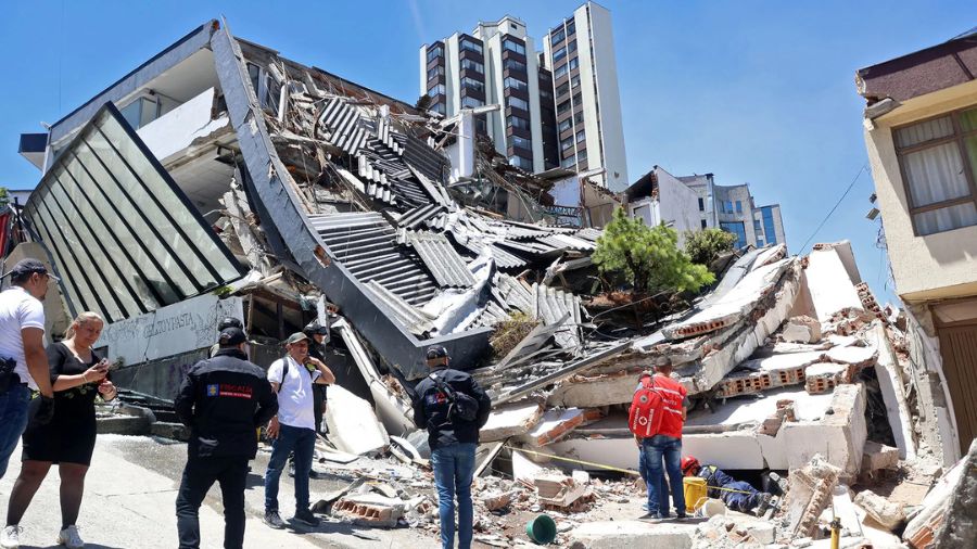 Sube a 273 la cifra de fallecidos y hay 377 desaparecidos por el terremoto en Colombia