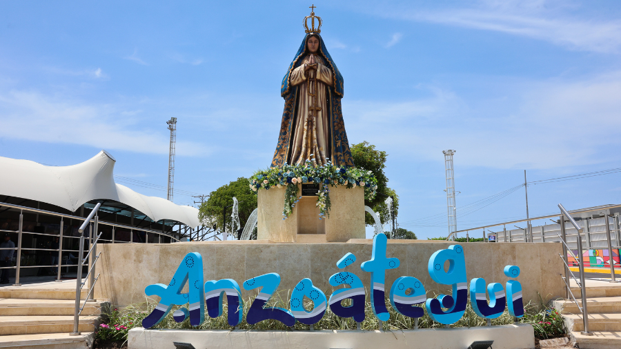 Presidenta inaugura monumento a la Virgen del Valle en Puerto La Cruz