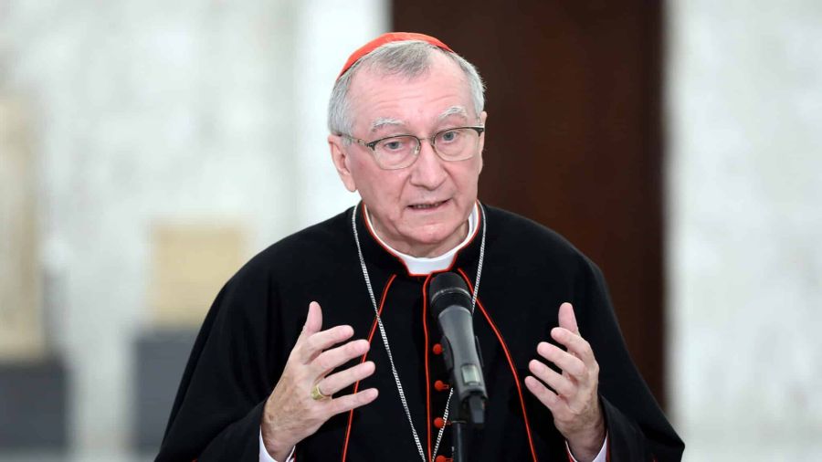 Parolin destaca la "serenidad" del papa y tiene confianza en que todo se resuelva