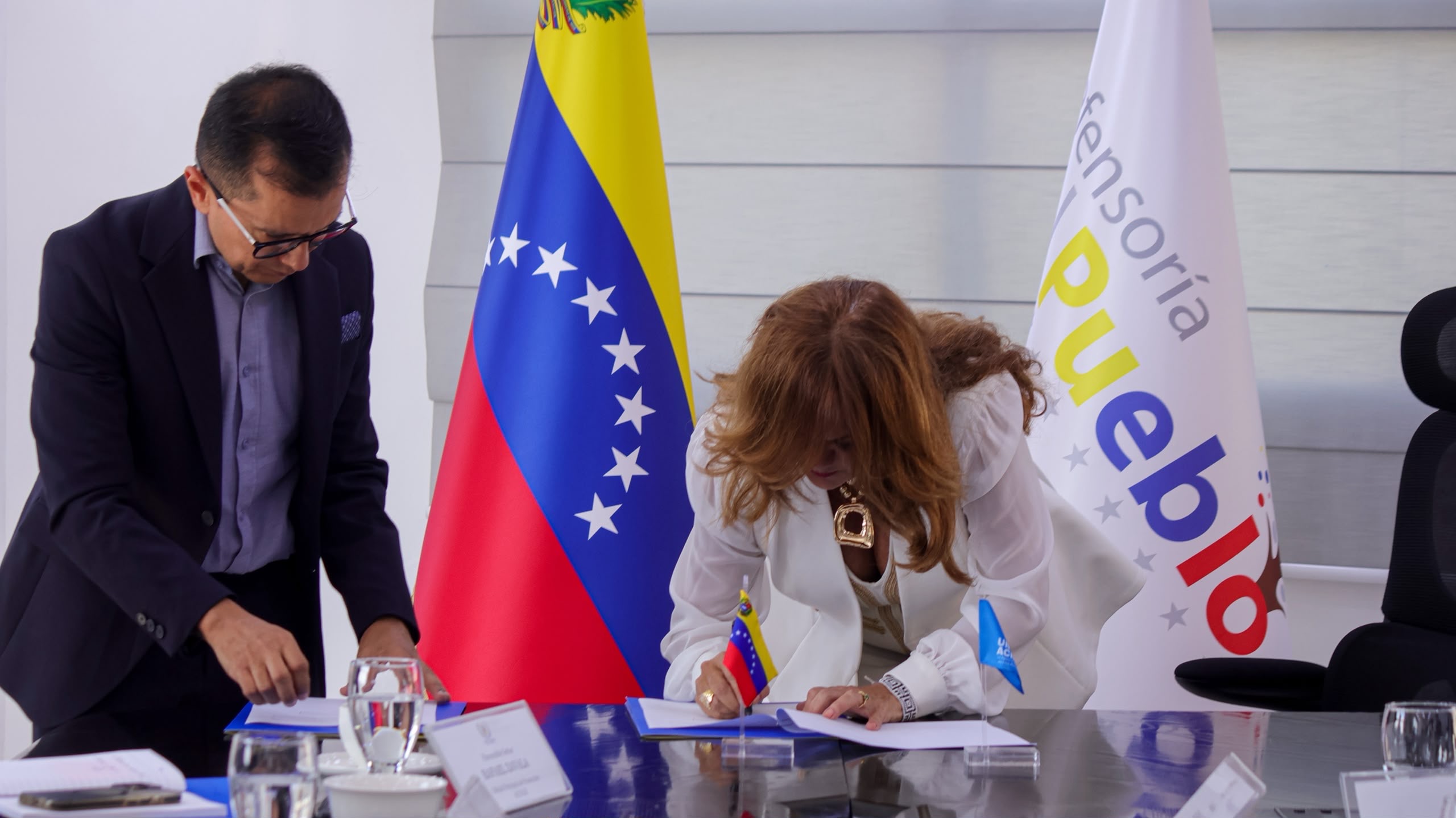 Defensor&iacute;a del Pueblo y ACNUR fortalecen cooperaci&oacute;n para la protecci&oacute;n de  personas que regresen al pa&iacute;s en estado de vulnerabilidad